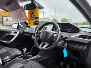 2014 Peugeot 2008 1.6 E-Hdi Allure SUV 5dr Diesel Manual Euro 5 (s/s) (92 Ps) in Grey — image 5