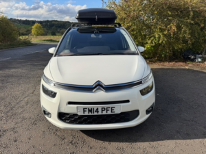 2014 Citroen C4 Picasso Grand E-Hdi Airdream Exclusive in White — image 4