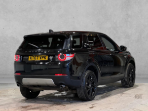 2018 Land Rover Discovery Sport 2.0 Td4 Hse Luxury Auto 4WD Euro 6 (s/s) 5dr in Black — image 5