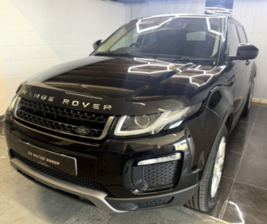 2018 Land Rover Range Rover Evoque 2.0 Ed4 Se Tech in Black — image 3