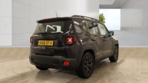 2016 Jeep Renegade 1.6 Renegade 1.6 Multijet Ii 120hp Dawn Of Justice Diesel Black 5dr Satnav+lowtax+1 Keeper in Black — image 4