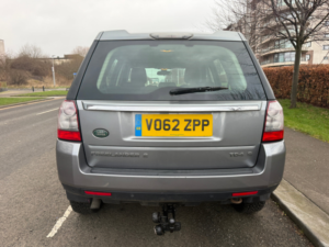 2012 Land Rover Freelander 2 2.2 Td4 S SUV 5dr Diesel Manual 4WD Euro 5 (s/s) (150 Ps) in Grey — image 3