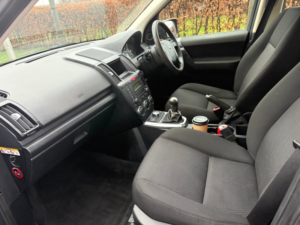 2012 Land Rover Freelander 2 2.2 Td4 S SUV 5dr Diesel Manual 4WD Euro 5 (s/s) (150 Ps) in Grey — image 5