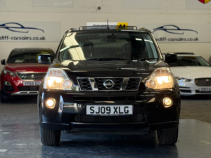 2009 Nissan X-Trail 2.0 Dci Aventura in Black — image 3