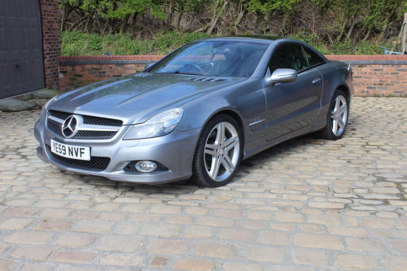 2009 Mercedes-Benz Sl 3.0 Sl300 7g-Tronic 2dr in Silver — image 1