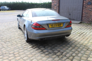 2009 Mercedes-Benz Sl 3.0 Sl300 7g-Tronic 2dr in Silver — image 4