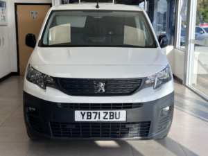 2022 Peugeot Partner 1.5 Bluehdi 950 Professional Premium in White — image 2