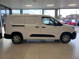 2022 Peugeot Partner 1.5 Bluehdi 950 Professional Premium in White — image 3