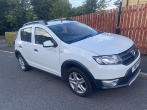 2017 Dacia Sandero Stepway 1.5 Stepway Laureate Dci 90 in White — image 6