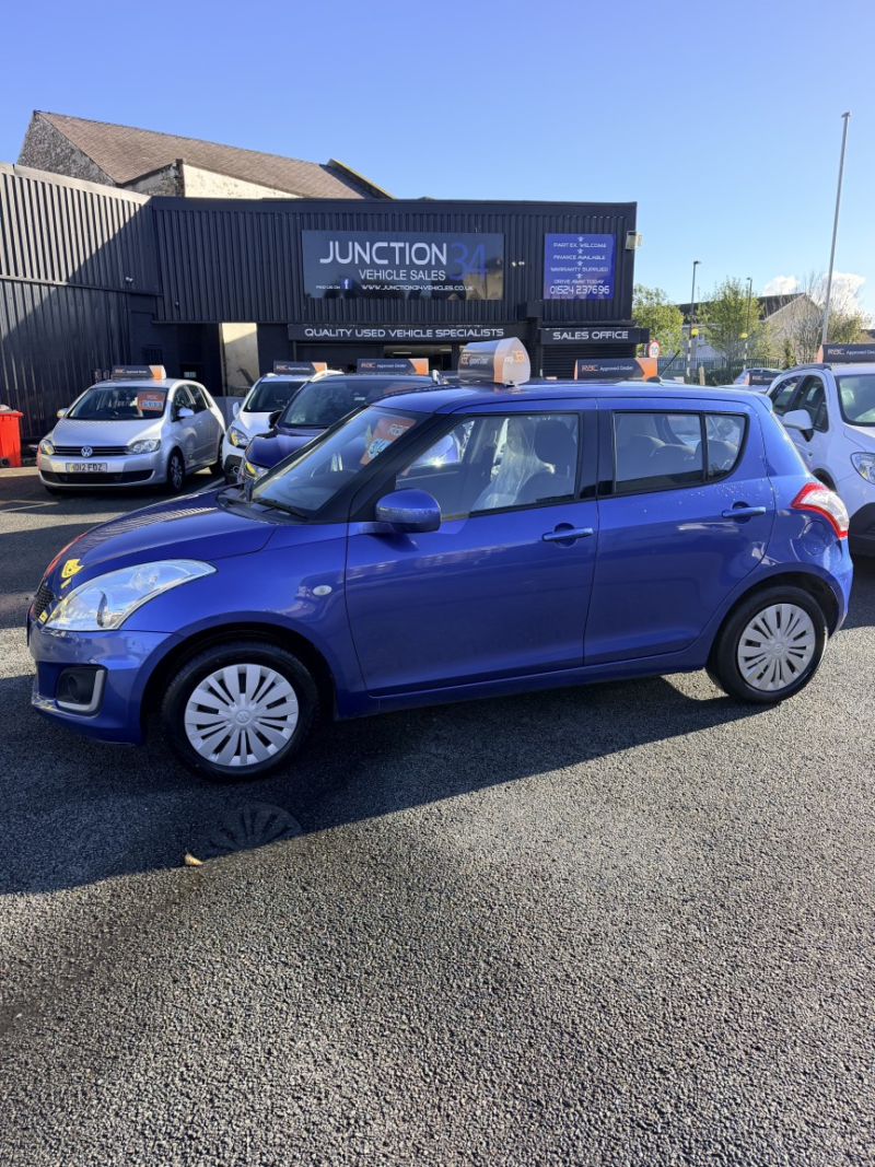 2014 Suzuki Swift 1.2 Sz2 in Blue — image 1