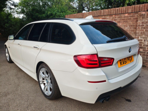 2011 BMW 5 Series 3.0 523i M Sport Touring Steptronic Euro 5 5dr in White — image 3