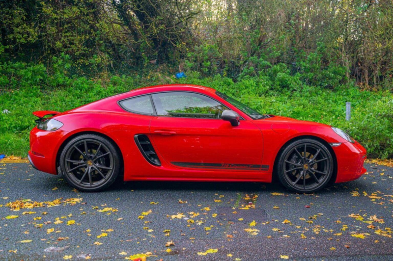 2019 Porsche 718 Cayman 2.0t T Euro 6 (s/s) 2dr in Red — image 1