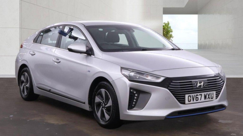 2017 Hyundai Ioniq 1.6 H-Gdi Premium Dct Euro 6 (s/s) 5dr in Silver — image 1