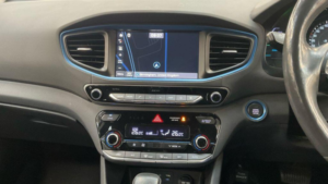 2017 Hyundai Ioniq 1.6 H-Gdi Premium Dct Euro 6 (s/s) 5dr in Silver — image 4