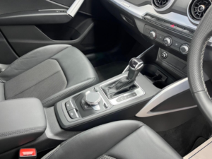 2023 Audi Q2 1.5 Tfsi Cod 35 S Line S Tronic Euro 6 (s/s) 5dr in Grey — image 3