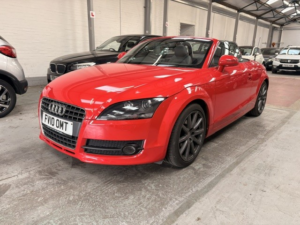 2010 Audi Tt 1.8 in Red — image 2