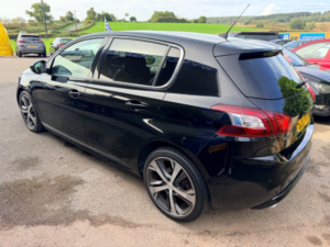 2017 Peugeot 308 1.6 Bluehdi Gt Line Hatchback 5dr Diesel Manual Euro 6 (s/s) (120 Ps) in Black — image 4