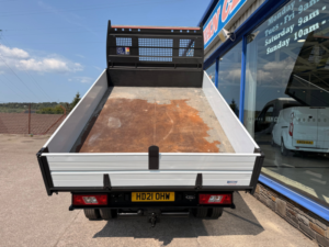 2021 Ford Transit 2.0 350 Ecoblue Hd Leader Single Cab Tipper 2dr Diesel Manual Rwd L2 Euro 6 130 Ps in White — image 5