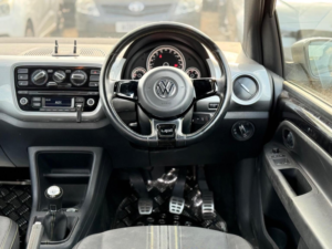 2015 Volkswagen Up! 1.0 Street Up! Euro 6 3dr in Black — image 2