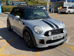 2010 MINI Convertible 1.6 Cooper Euro 5 2dr in Silver — image 6
