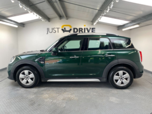 2018 MINI Countryman 1.5 Gpf Cooper SUV 5dr Petrol Manual Euro 6 (s/s) (136 Ps) in Green — image 2
