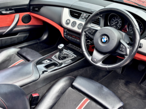 2013 BMW Z4 2.0 Z4 Sdrive18i Roadster in Orange — image 2