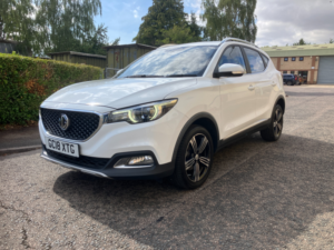 2018 MG Zs 1.5 Vti-Tech Exclusive SUV 5dr Petrol Manual Euro 6 (s/s) (106 Ps) in White — image 3