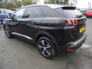 2018 Peugeot 3008 1.6 Bluehdi Allure Euro 6 (s/s) 5dr in Black — image 4