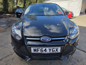 2014 Ford Focus 1.0 T Ecoboost Zetec in Black — image 2