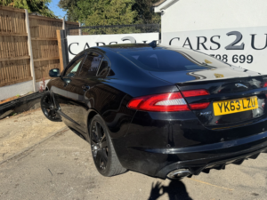 2013 Jaguar Xf 3.0 D S V6 Premium Luxury in Black — image 2