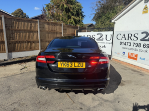 2013 Jaguar Xf 3.0 D S V6 Premium Luxury in Black — image 3
