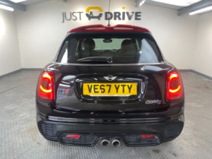 2018 MINI Hatch 2.0 Cooper S Hatchback 5dr Petrol Manual Euro 6 (s/s) (192 Ps) in Black — image 4