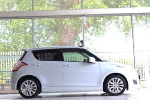 2012 Suzuki Swift 1.2 Sz3 Auto Euro 5 5dr in White — image 5