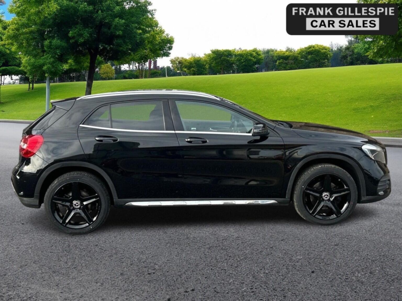 2017 Mercedes-Benz Gla 2.0 Gla250 Amg Line 7g-Dct 4matic Euro 6 (s/s) 5dr in Black — image 1