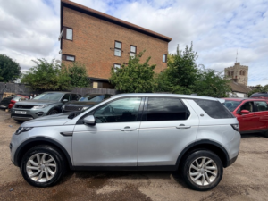 2016 Land Rover Discovery Sport Td4 Se Tech in Silver — image 5