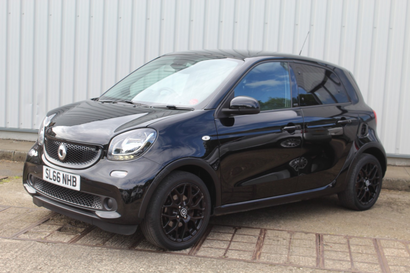 2016 Smart Forfour 1.0 Edition Black in Black — image 1