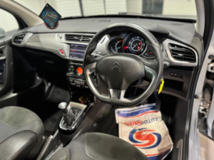 2011 Citroen C3 1.6 Hdi Exclusive Euro 4 5dr in Silver — image 2