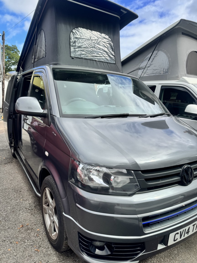 2014 Volkswagen Transporter 2.0 Tdi T30 Highline in Grey — image 1