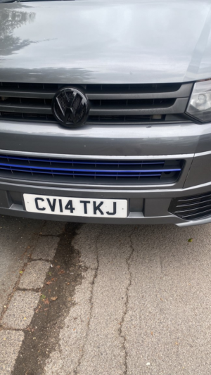 2014 Volkswagen Transporter 2.0 Tdi T30 Highline in Grey — image 5