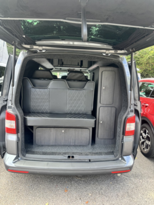 2014 Volkswagen Transporter 2.0 Tdi T30 Highline in Grey — image 6