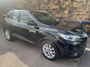 2015 Renault Kadjar 1.5 Dci Dynamique Nav Euro 6 (s/s) 5dr in Black — image 2