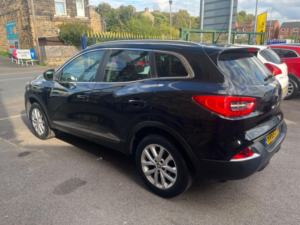 2015 Renault Kadjar 1.5 Dci Dynamique Nav Euro 6 (s/s) 5dr in Black — image 6