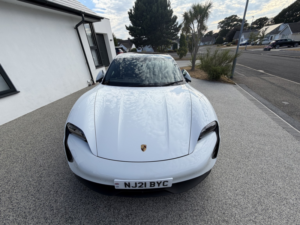 2021 Porsche Taycan Performance Plus 93.4kwh 4s in White — image 5