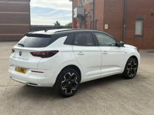 2024 Vauxhall Grandland 1.2 Grandland Ultimate 1.2 130ps 8 Speed Auto in White — image 4