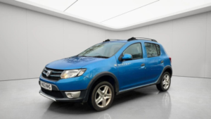 2014 Dacia Sandero Stepway 0.9 Tce Laureate Euro 5 5dr in Blue — image 3