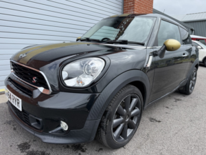 2014 MINI Paceman 2.0 Cooper Sd Paceman in Black — image 6