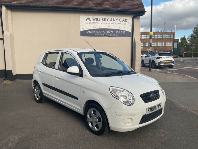 2009 Kia Picanto 1.1 2 in White — image 1