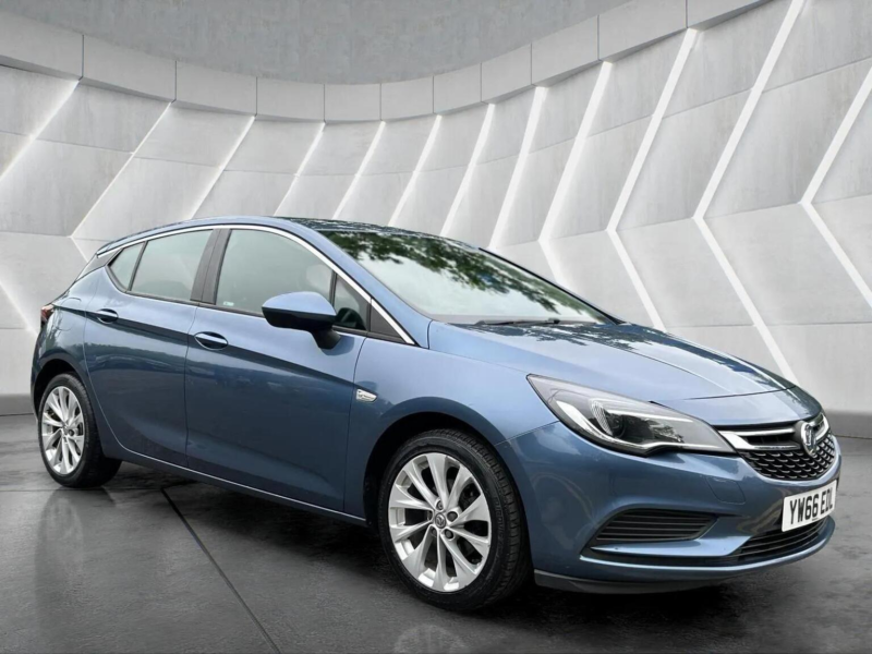 2017 Vauxhall Astra 1.0i Turbo Ecoflex Energy Euro 6 (s/s) 5dr in Blue — image 1