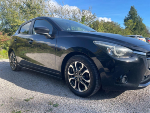 2015 Mazda Mazda2 1.5 Skyactiv-G Sport Nav Euro 6 (s/s) 5dr in Black — image 4