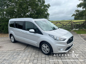 2020 Ford Grand Tourneo Connect 1.5 Tourneo Connect Titanium Grand Tourneo 1.5l Ecoblue 120ps Fwd 8-Speed Automatic in Silver — image 4